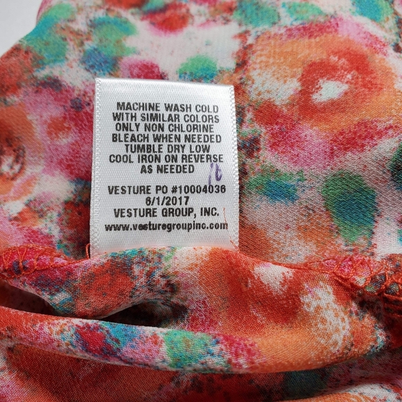 💥Just In💥Status by Chenault...Size 2X - Picture 9 of 9